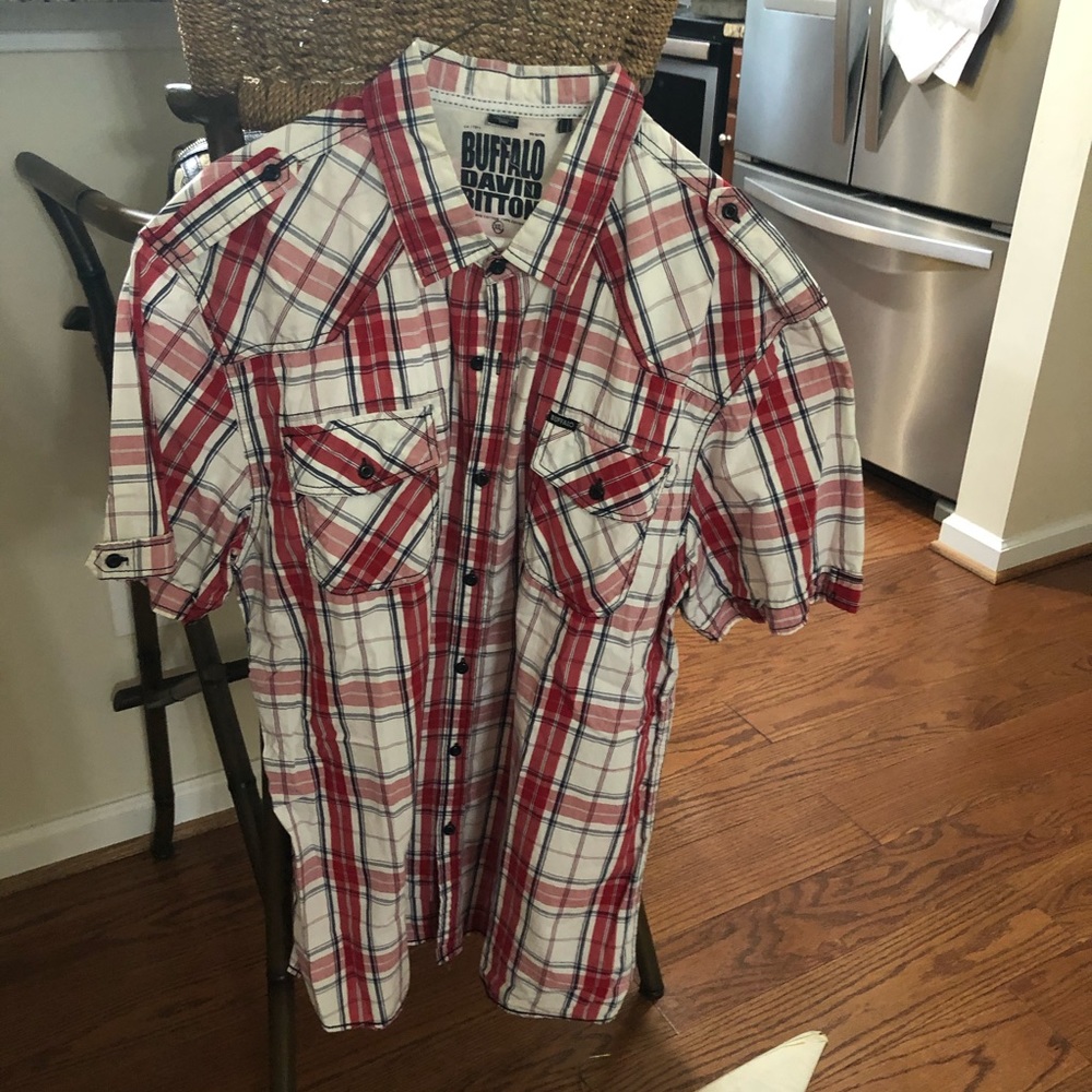 Men’s red buffalo short sleeve shirt XXL